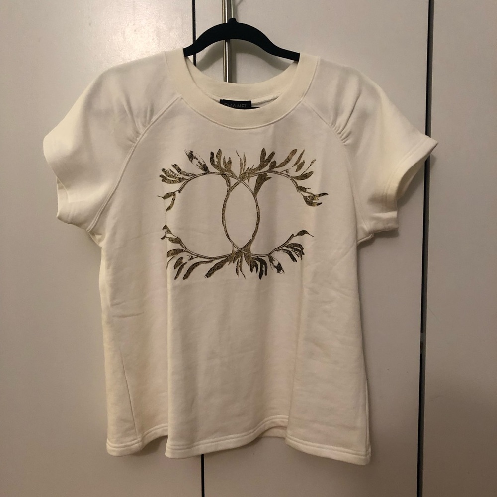 Chanel t-shirt